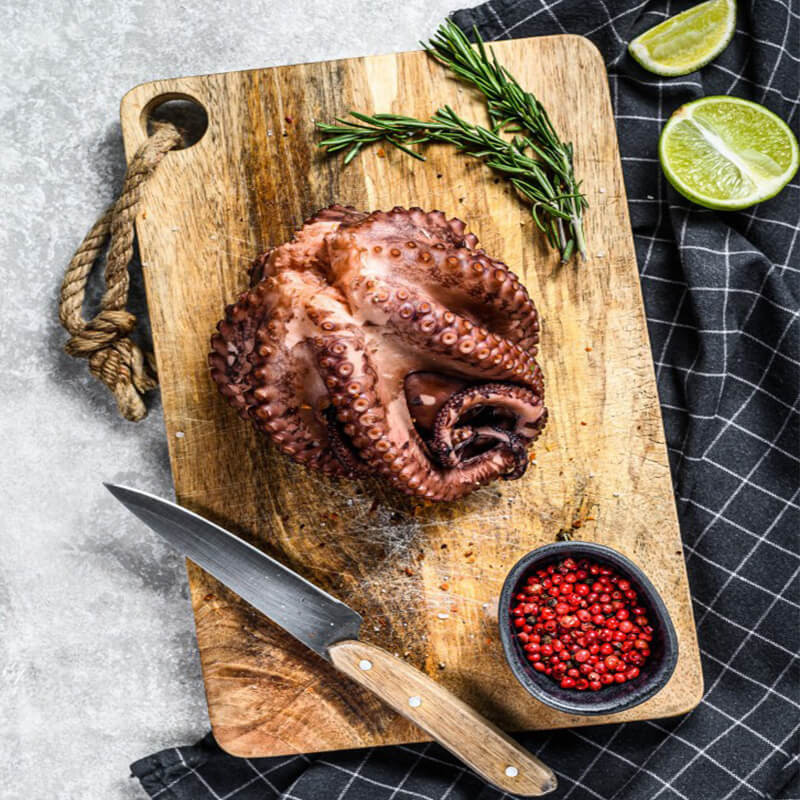 Small Raw Whole Octopus , 1.6kg