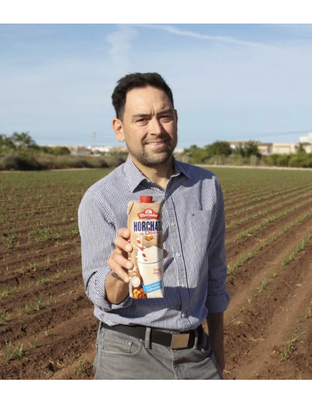 Valencian Horchata, farmer
