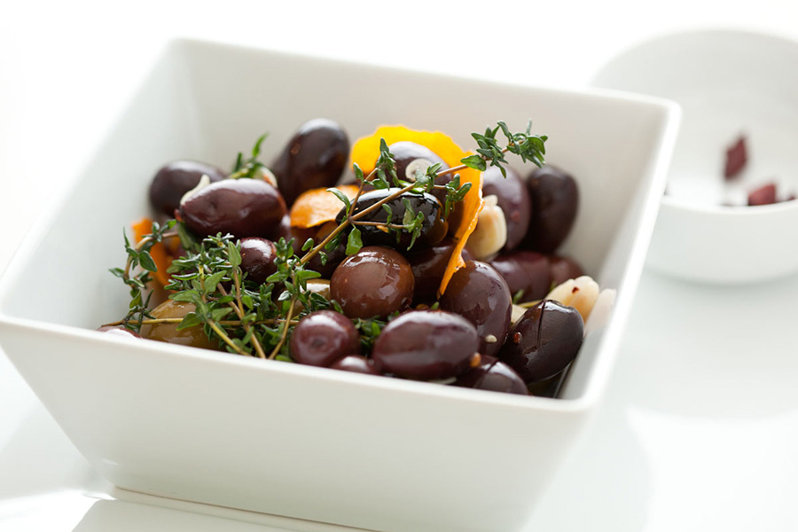 how-to-make-your-own-marinated-olives