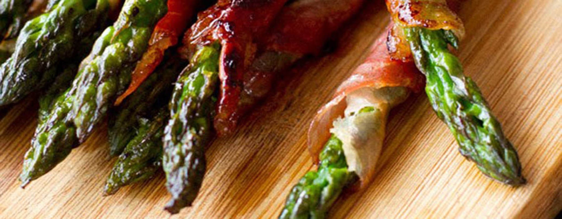 Green Asparagus with Serrano Ham Recipes Blog from